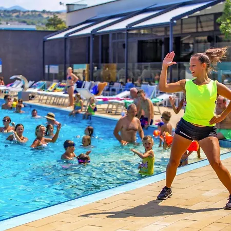 Сasa de vacaciones Mobile With Seaview At