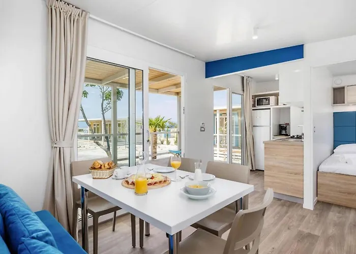 Mobile With Seaview At Сasa de vacaciones *