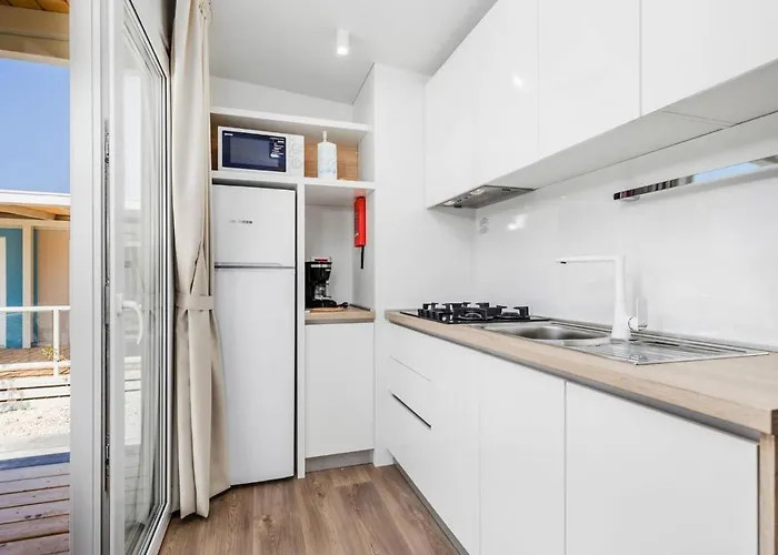 Mobile With Seaview At